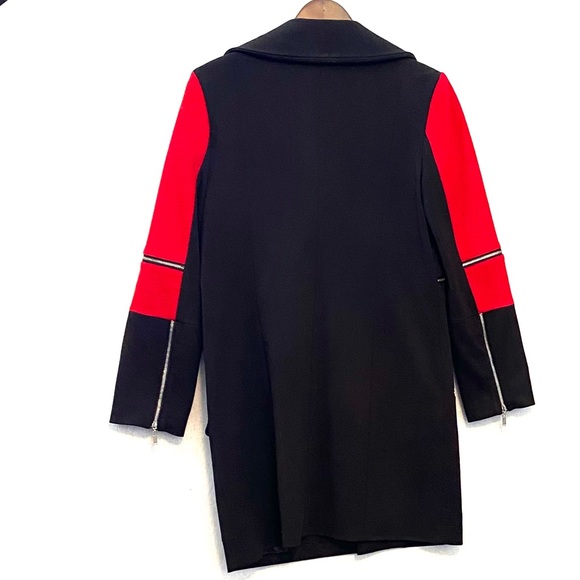 SUPER STYLISH RED/BLACK COAT DRESS - Picture 2 of 11